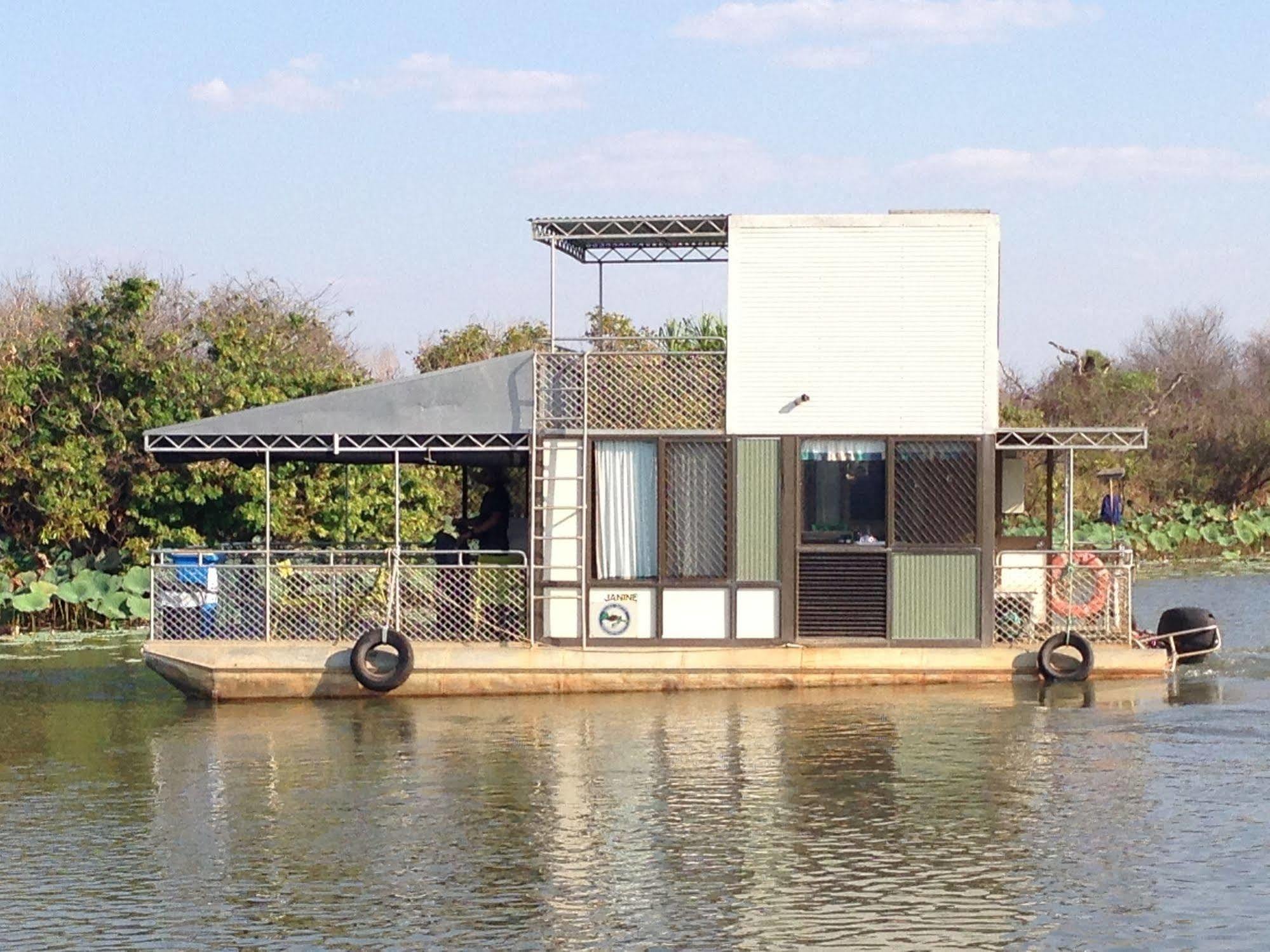 Corroboree Houseboats Marrakai Экстерьер фото